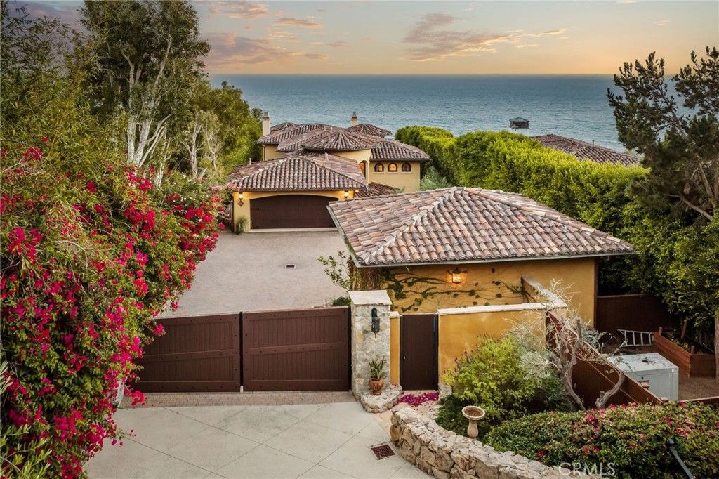 32636 Pacific Coast, Malibu, CA 90265 — photo 2
