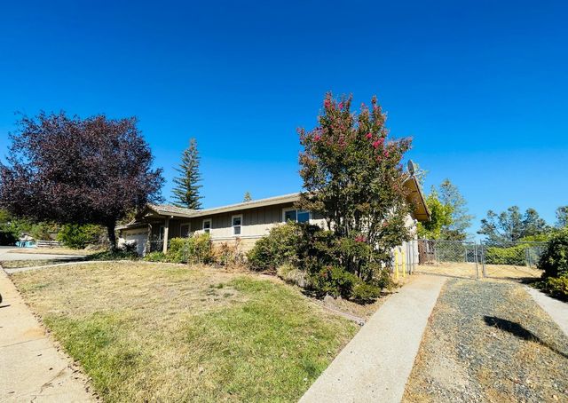 137 Cypress Hill Dr, Grass Valley, CA 95945