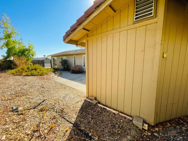 137 Cypress Hill Dr, Grass Valley, CA 95945