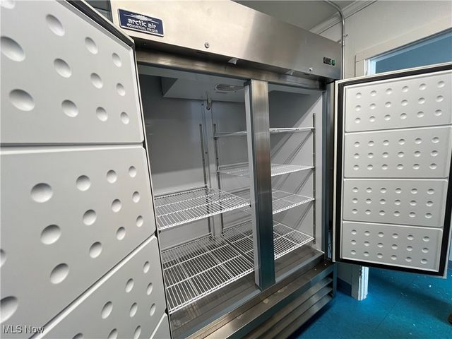 2036 East Avenue, Akron, OH 44314