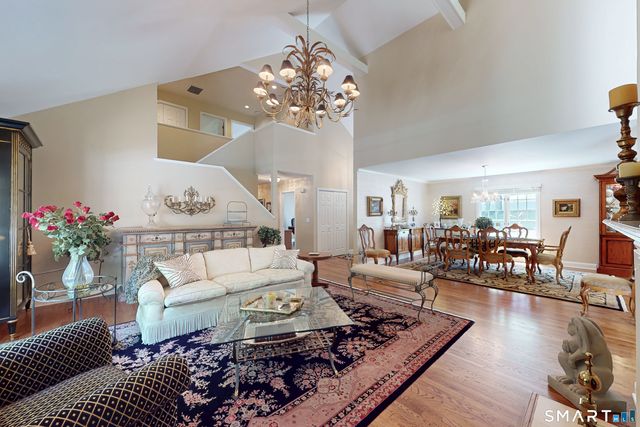 12 Lyndenwood Drive, Brookfield, CT 06804