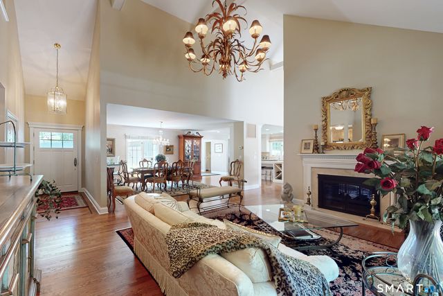 12 Lyndenwood Drive, Brookfield, CT 06804