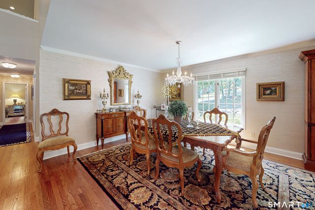 12 Lyndenwood Drive, Brookfield, CT 06804