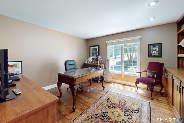12 Lyndenwood Drive, Brookfield, CT 06804
