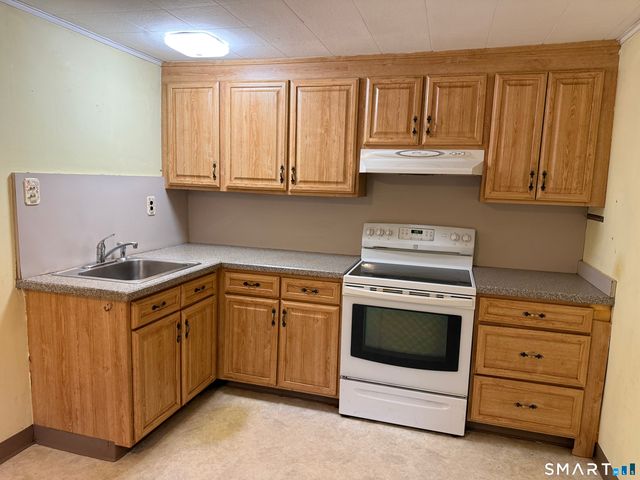 94 Moosup Trail, Monroe, CT 06468