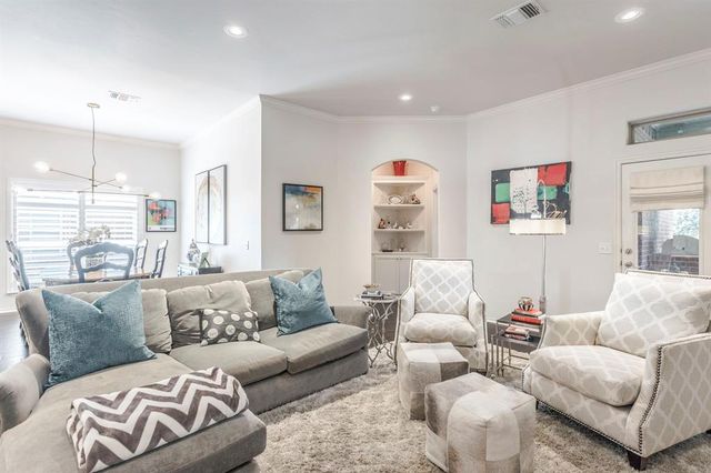 10239 Kingston Way, Oklahoma City, OK 73120