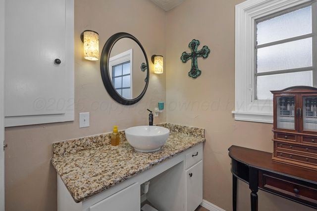 2101 S Hayden Street, Amarillo, TX 79109