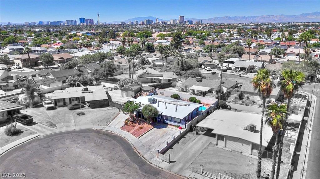 1529 Statz Court, Las Vegas, NV 89101