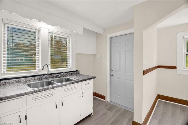 4630 Tobacco Street, Winston-salem, NC 27106