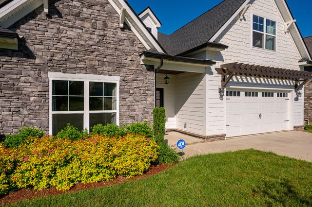 1418 Proprietors Pl, Murfreesboro, TN 37128
