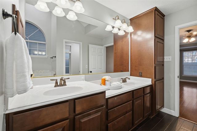 2008 Charter Pointe Court, League City, TX 77573