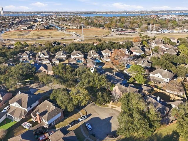 2008 Charter Pointe Court, League City, TX 77573