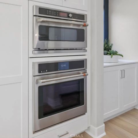 725 Guy Turner Drive, Camarillo, CA 93010