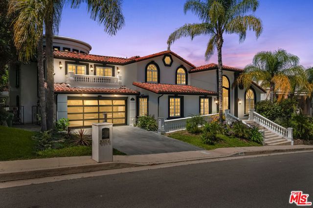 3856 Vista Linda Drive, Encino, CA 91316