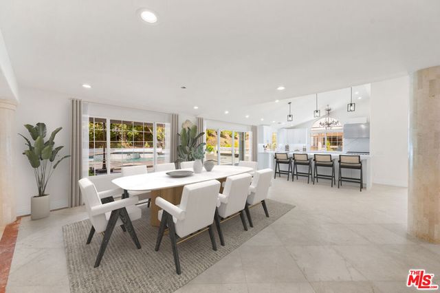 3856 Vista Linda Drive, Encino, CA 91316