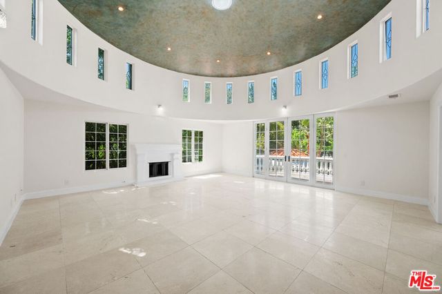 3856 Vista Linda Drive, Encino, CA 91316