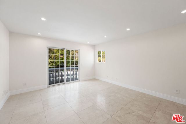 3856 Vista Linda Drive, Encino, CA 91316