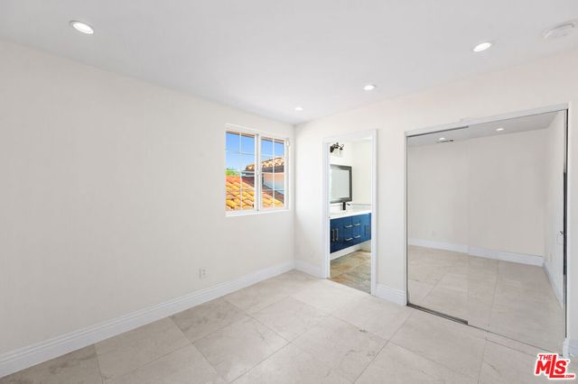 3856 Vista Linda Drive, Encino, CA 91316