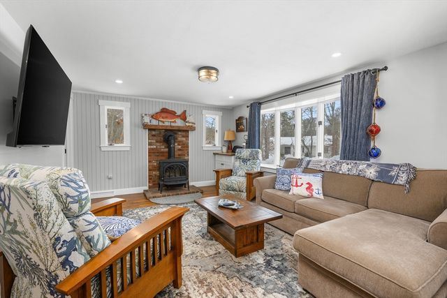 31 Chase Ln, Orleans, MA 02653