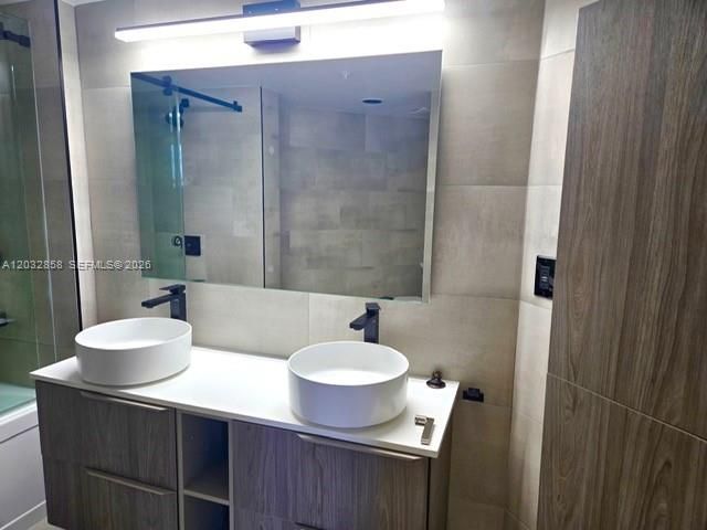 2080 S Ocean Dr 1512, Hallandale Beach, FL 33009