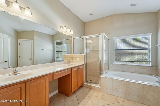 164 THORNLOE Drive, St. Johns, FL 32259