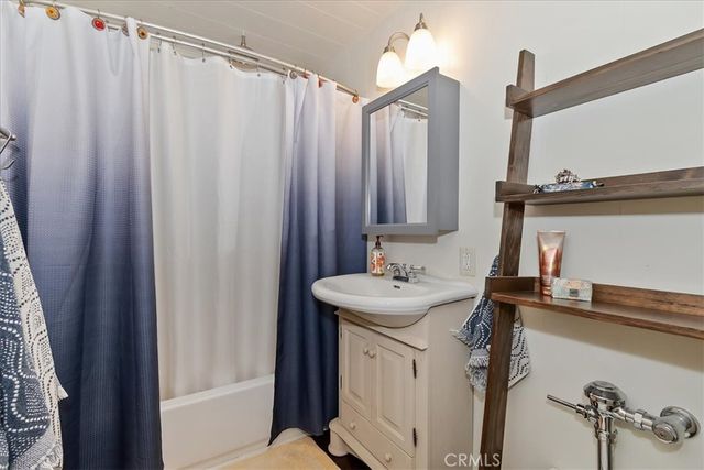 2452 Spring, Running Springs, CA 92382