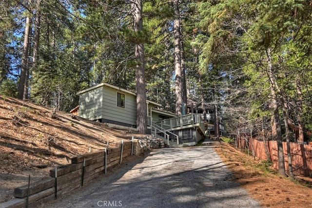 2452 Spring, Running Springs, CA 92382