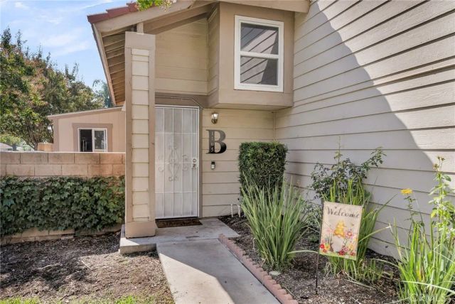 1105 W Victoria, Rialto, CA 92376