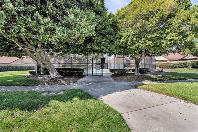 1105 W Victoria, Rialto, CA 92376