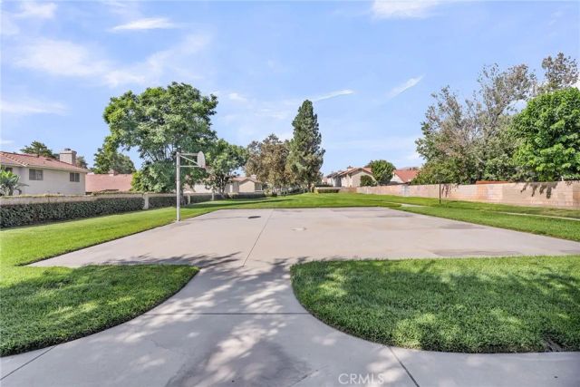 1105 W Victoria, Rialto, CA 92376