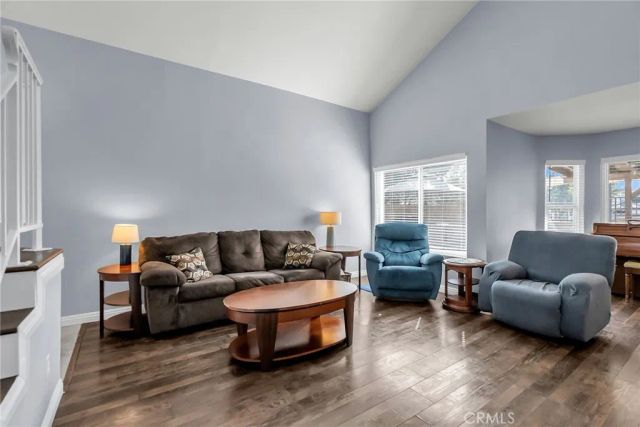 1105 W Victoria, Rialto, CA 92376