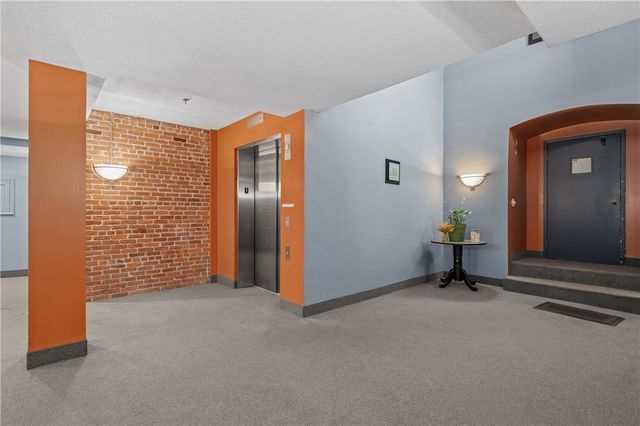 494 Woonasquatucket Avenue 101, North Providence, RI 02911