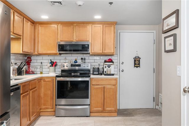 494 Woonasquatucket Avenue 101, North Providence, RI 02911