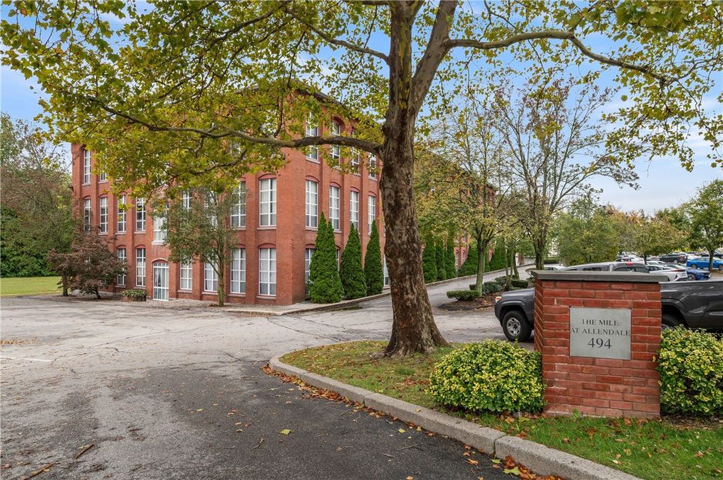 494 Woonasquatucket Avenue 101, North Providence, RI 02911