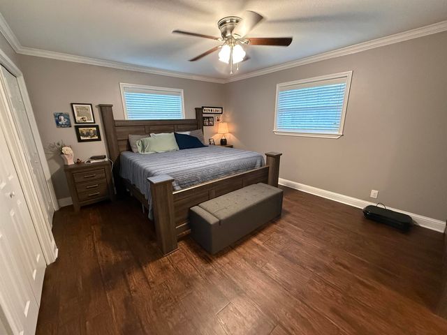 1125 W Sabine, Carthage, TX 75633