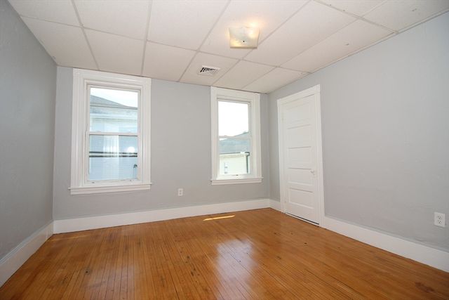 82 Fox 3, Worcester, MA 01604