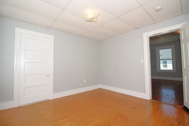 82 Fox 3, Worcester, MA 01604