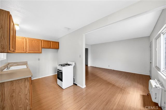 1053 S Oxford Avenue, Los Angeles, CA 90006