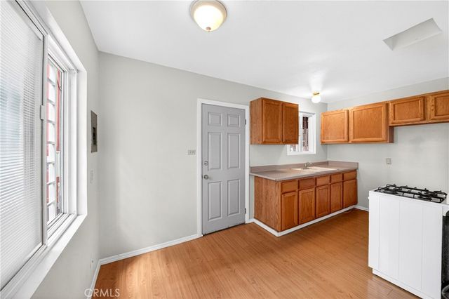 1053 S Oxford Avenue, Los Angeles, CA 90006
