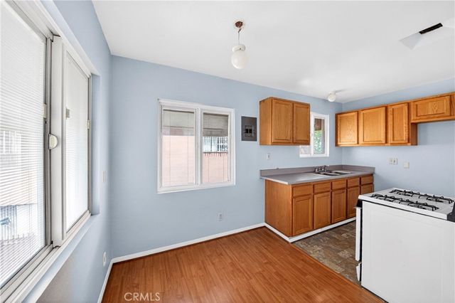 1053 S Oxford Avenue, Los Angeles, CA 90006