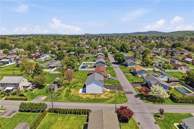 2905 Roosevelt Street, Bethlehem Twp, PA 18020