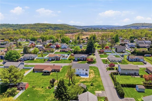 2905 Roosevelt Street, Bethlehem Twp, PA 18020