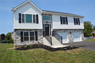 2905 Roosevelt Street, Bethlehem Twp, PA 18020