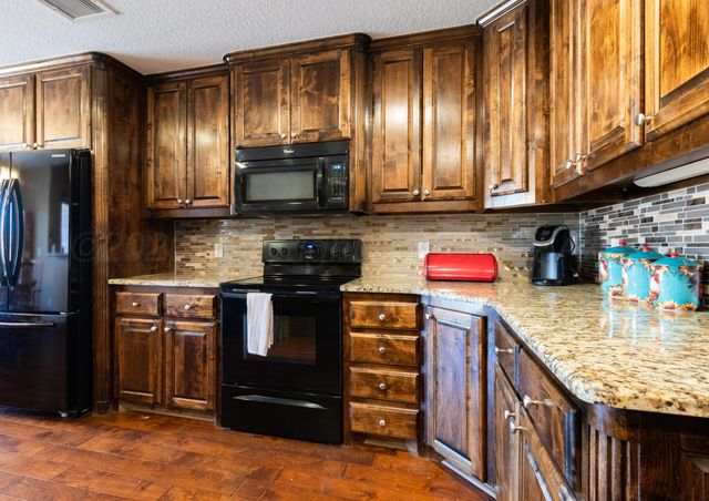 7500 ALBANY Drive, Amarillo, TX 79118