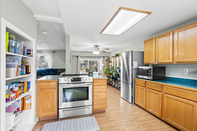 10508 E 15th Ave, Spokane Valley, WA 99206
