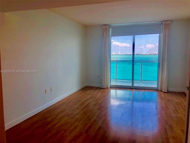 1800 N BAYSHORE DR 1605, Miami, FL 33132