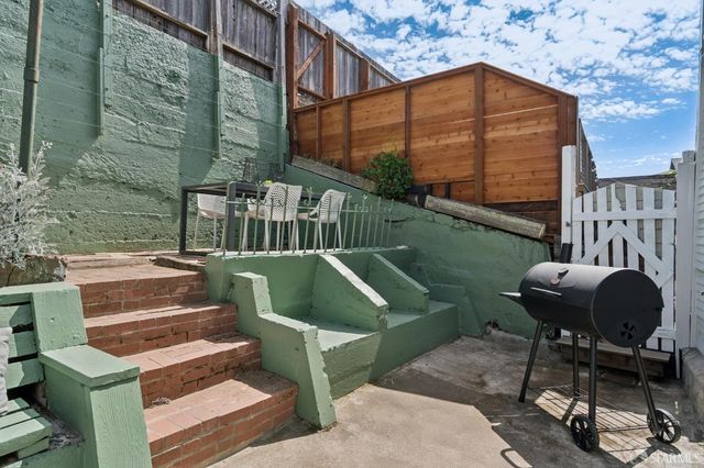 111 Lundys Lane, San Francisco, CA 94110