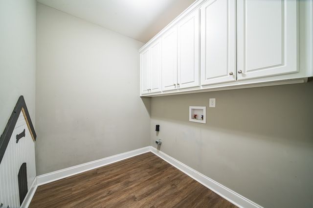 402 Lee Road 2203, Phenix City, AL 36870