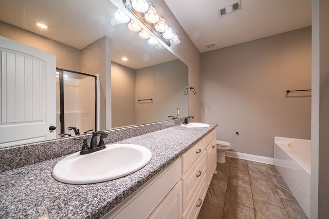 402 Lee Road 2203, Phenix City, AL 36870