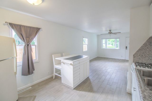 3308 Lake Street, Kalamazoo, MI 49048
